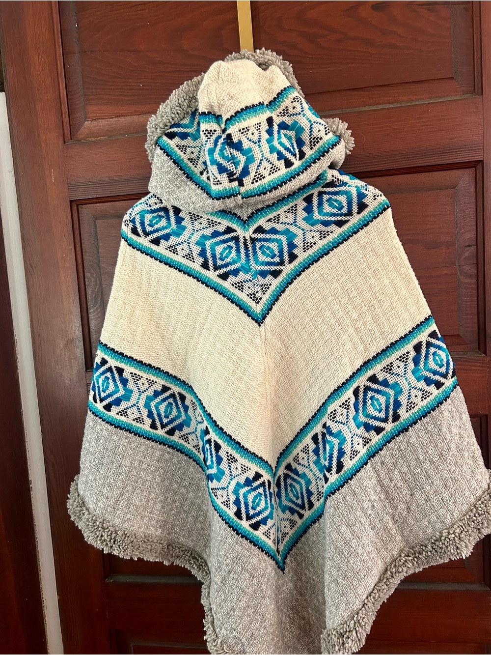 Milmarte🔥🔥New WithOUT Tags🔥🔥Cozy Hooded Poncho Sweater in Cream & Teal - Picture 5 of 6